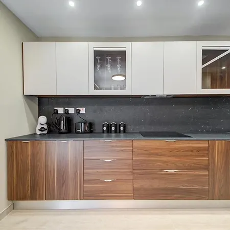 2 Bedroom Terrace & Side Sea Views, 3 Min To 斯利马
